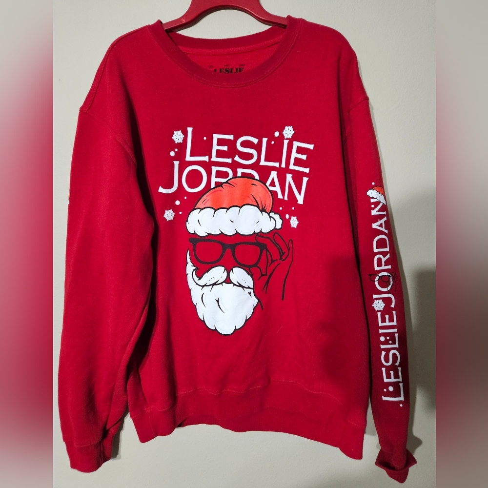 Leslie Jordan Santa Pullover Large